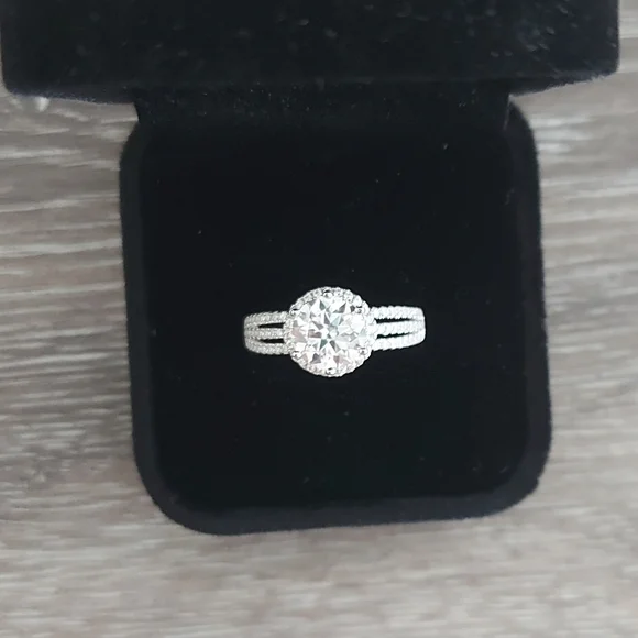 2 Carat Round Moissanite Platinum and Rhodium Plated 925 Silver Ring - Picture 5 of 14